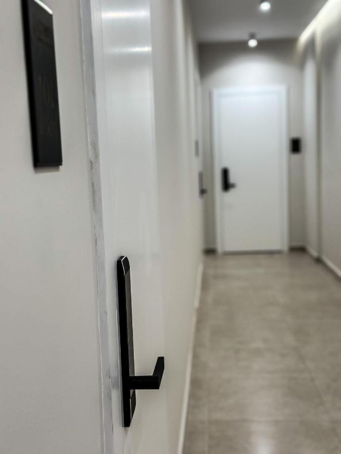 Alexander Rooms Dıraç Dış mekan fotoğraf